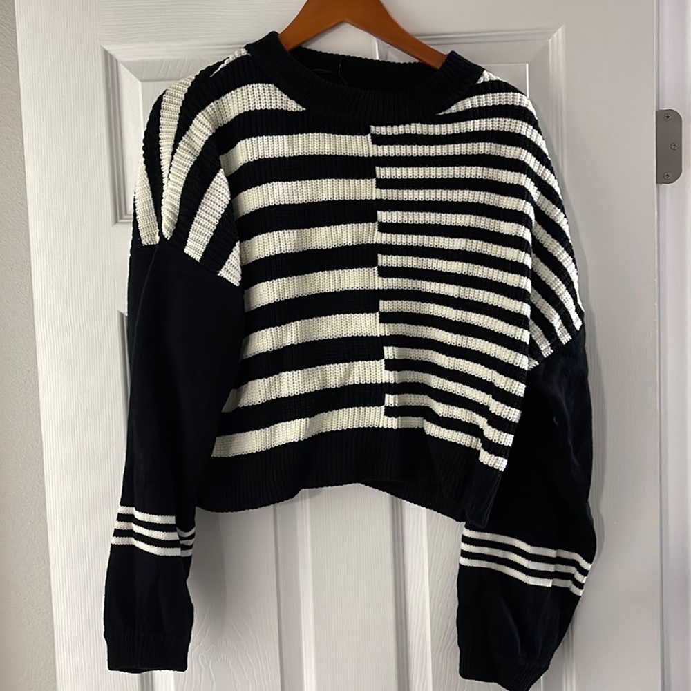 Crop Sweater Top